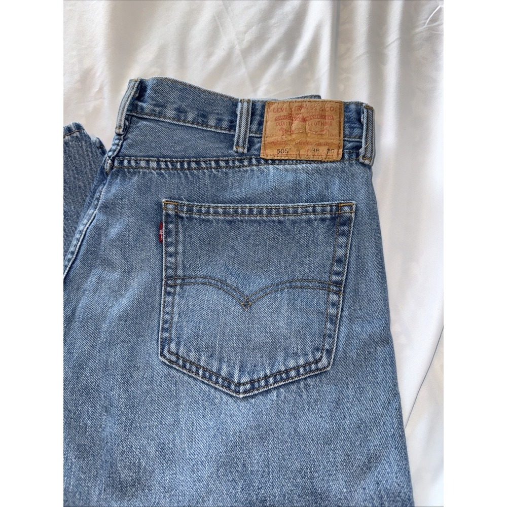 Levis 505 Jeans Mens Regular Fit Size 38 x 30 Light Wash